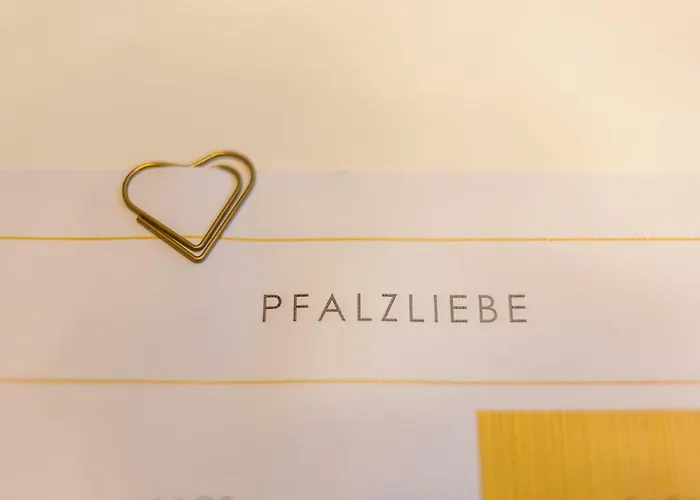 Apartment Modernes Im Herzen Von Neustadt: Pfalzliebe